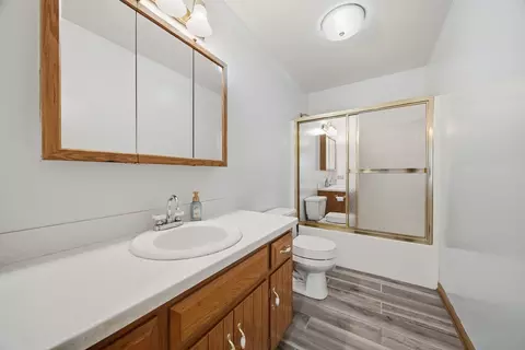 Bath - 2417 Joe Adler Dr, Plainfield, IL 60586 photo 3 of 3