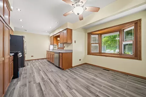 Kitchen - 2417 Joe Adler Dr, Plainfield, IL 60586 photo 3 of 4