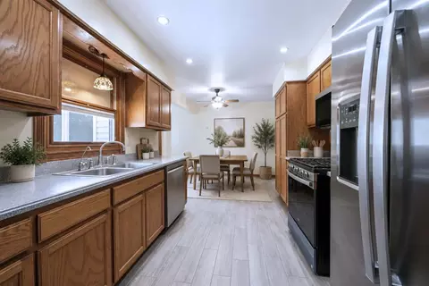 Kitchen - 2417 Joe Adler Dr, Plainfield, IL 60586 photo 2 of 4