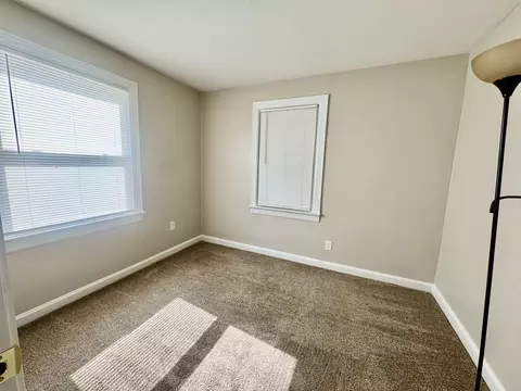 Bedroom - 2315 48th St, Moline, IL 61265 photo 1 of 2