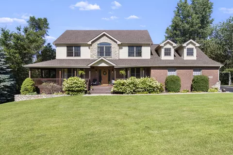 12810 Skyline Dr, Roscoe, IL 61073 photo 1