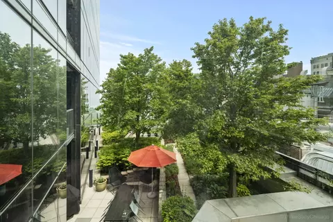 Exterior - 60 E Monroe St #1604, Chicago, IL 60603 photo 1 of 2