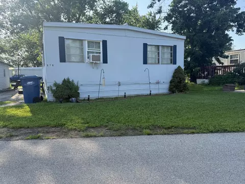 870 5th St, Normal, IL 61761 photo 3