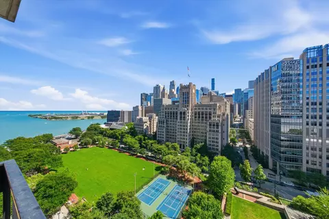 View/Area - 222 E Pearson St #2002, Chicago, IL 60611 photo 1 of 3