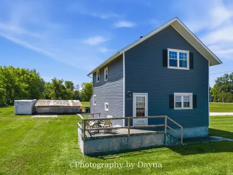 250 W Frontage St, Sheldon, IL 60966 photo 4