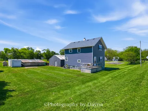 250 W Frontage St, Sheldon, IL 60966 photo 1