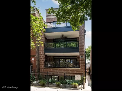 2017 W Crystal St #1, Chicago, IL 60622