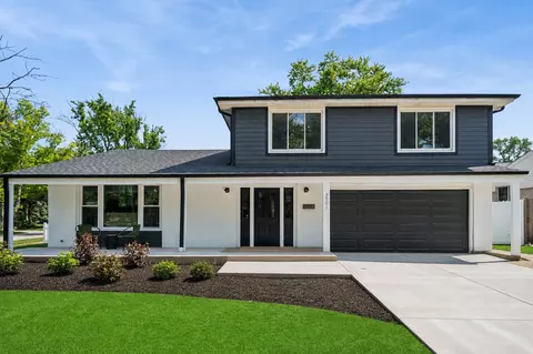 3501 Lawson Rd, Glenview, IL 60026