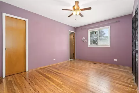 133 E Berkley Ln, Hoffman Estates, IL 60169 photo 23