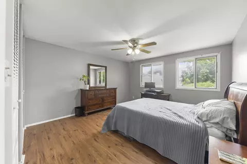 Bedroom - 1613 Groton Ct, Wheaton, IL 60189 photo 1 of 2