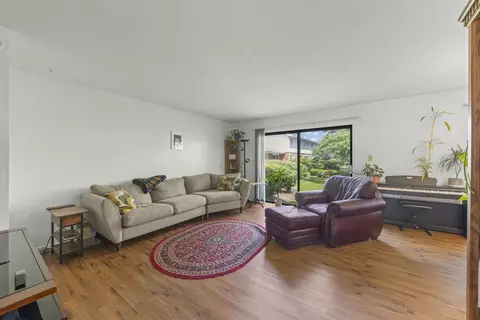 Living - 1613 Groton Ct, Wheaton, IL 60189 photo 1 of 2