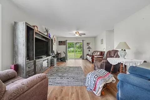 Other - 311 E Meuser Dr, Paxton, IL 60957 photo 2 of 5