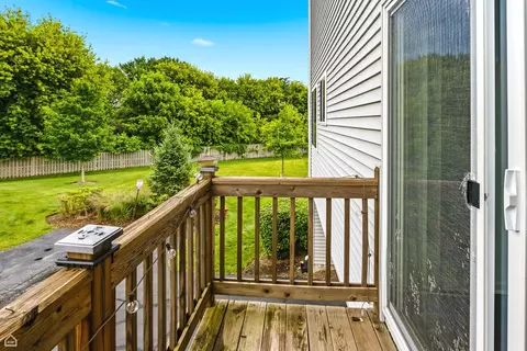 1808 Ruby Dr, Pingree Grove, IL 60140 photo 7