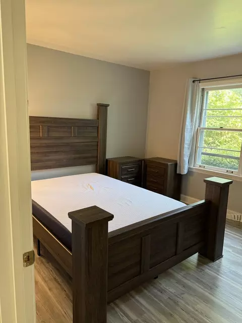Bedroom - 47 W Algonquin Rd, Des Plaines, IL 60016 photo 8 of 13