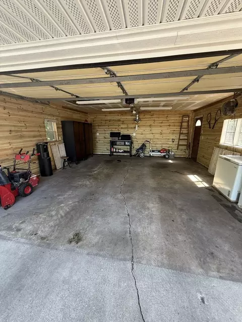 Exterior - 47 W Algonquin Rd, Des Plaines, IL 60016 photo 10 of 28