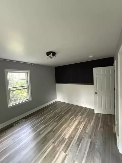 Bedroom - 47 W Algonquin Rd, Des Plaines, IL 60016 photo 12 of 13