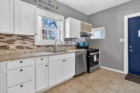 1 E 114th St, Chicago, IL 60628 photo 11