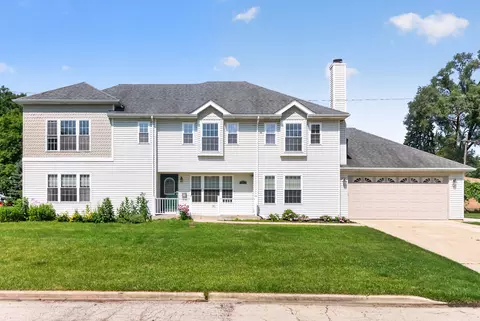 1142 S Cornell Ave, Villa Park, IL 60181