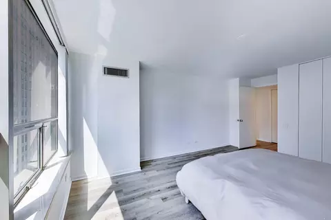 Bedroom - 110 E Delaware Pl #1402, Chicago, IL 60611 photo 2 of 2