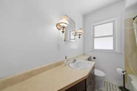 2416 S 2nd Ave, North Riverside, IL 60546 photo 18