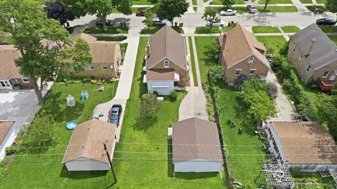 2416 S 2nd Ave, North Riverside, IL 60546 photo 32