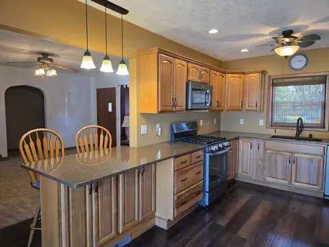 309 Maple St, Prophetstown, IL 61277 photo 5