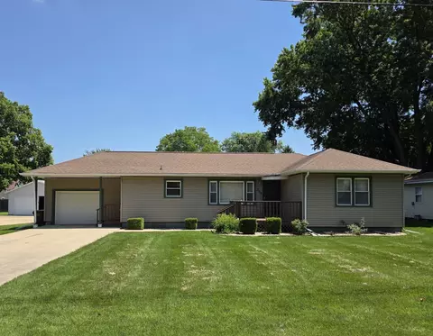 309 Maple St, Prophetstown, IL 61277 photo 1