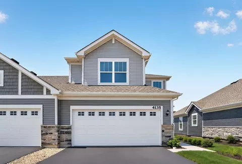4135 Meadowridge Rd, Woodstock, IL 60098