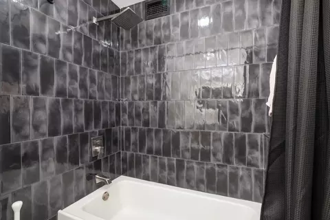 200 E Delaware Pl #11A, Chicago, IL 60611 photo 20