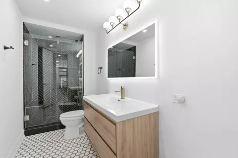 200 E Delaware Pl #11A, Chicago, IL 60611 photo 14