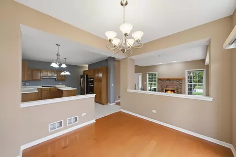 5451 Mcdonough Rd, Hoffman Estates, IL 60192 photo 12