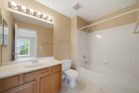 5451 Mcdonough Rd, Hoffman Estates, IL 60192 photo 32
