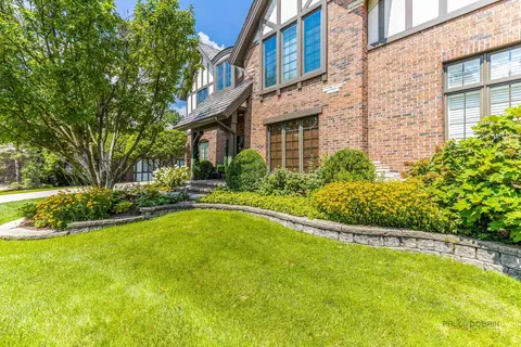 Exterior - 406 Kenmare Dr, Burr Ridge, IL 60527 photo 2 of 5
