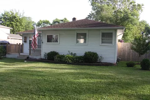 3103 Martin Ln, Rolling Meadows, IL 60008 photo 3