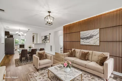Living - 1826 Laurel Ave, Evanston, IL 60201 photo 1 of 4