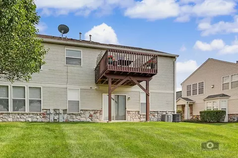 Exterior - 24928 Gates Ln, Plainfield, IL 60585 photo 5 of 7