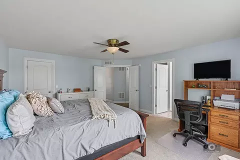 Bedroom - 24928 Gates Ln, Plainfield, IL 60585 photo 4 of 4