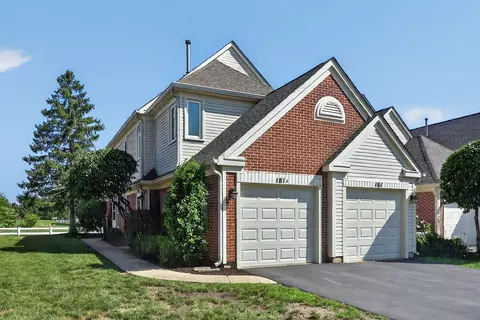 181 Inverness Ct #1, Elk Grove Village, IL 60007