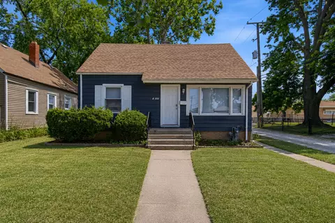 Exterior - 14935 Evers St, Dolton, IL 60419 photo 2 of 7