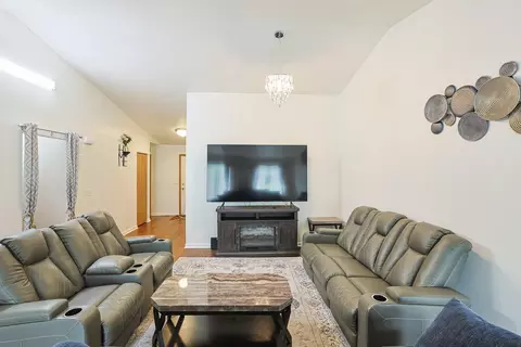 Living - 39764 Waterloo Dr, Beach Park, IL 60083 photo 3 of 3