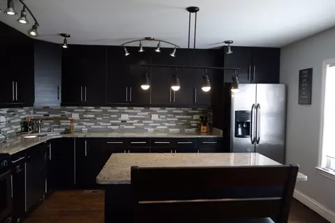 3223 W 84th Pl, Chicago, IL 60652 photo 7