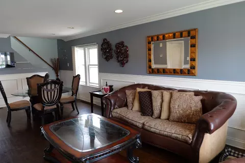 3223 W 84th Pl, Chicago, IL 60652 photo 2