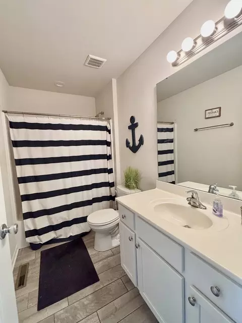 205 Sundance Trl, Capron, IL 61012 photo 24