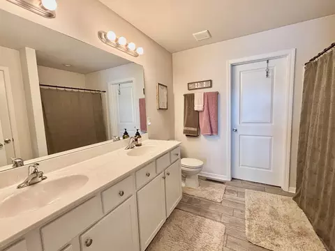 205 Sundance Trl, Capron, IL 61012 photo 20