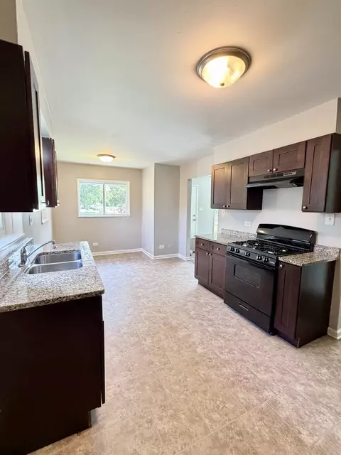 Kitchen - 1820 169th St, Hazel Crest, IL 60429 photo 5 of 5