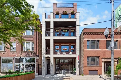 3708 N Southport Ave #4, Chicago, IL 60613