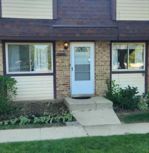 2678 Woodview Ct #2678, Waukegan, IL 60087