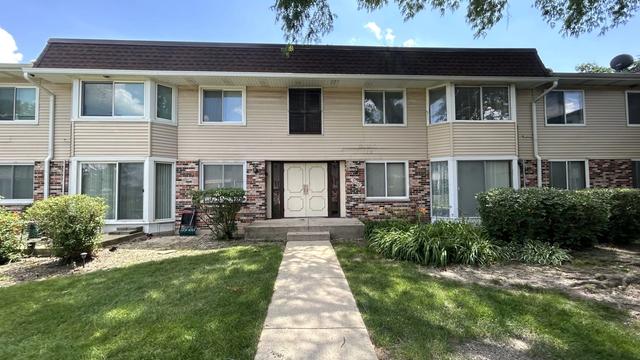 3100 Roberts Dr #5, Woodridge, IL 60517
