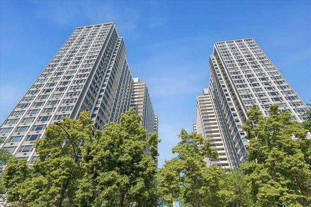 4250 N Marine Dr #531, Chicago, IL 60613