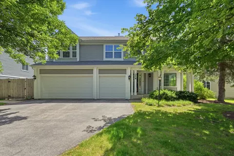 259 Pembrook Ln, Mundelein, IL 60060